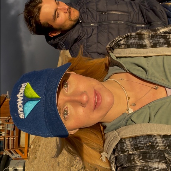 Meet your Posher, Kela - Picture 2 of 9